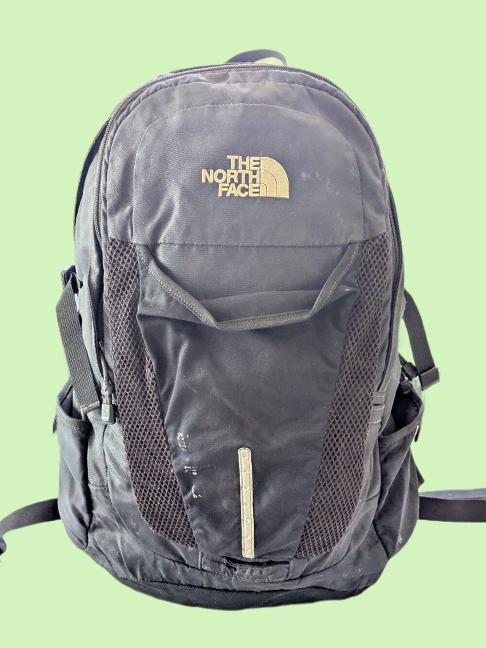 Used The North Face RECON Backpack Black